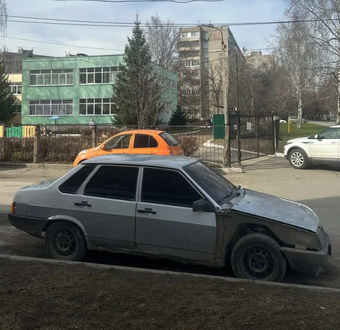 Продажа автомобиля ВАЗ 21099 2003 года - Легковые автомобили (Авто) в Неизвестно