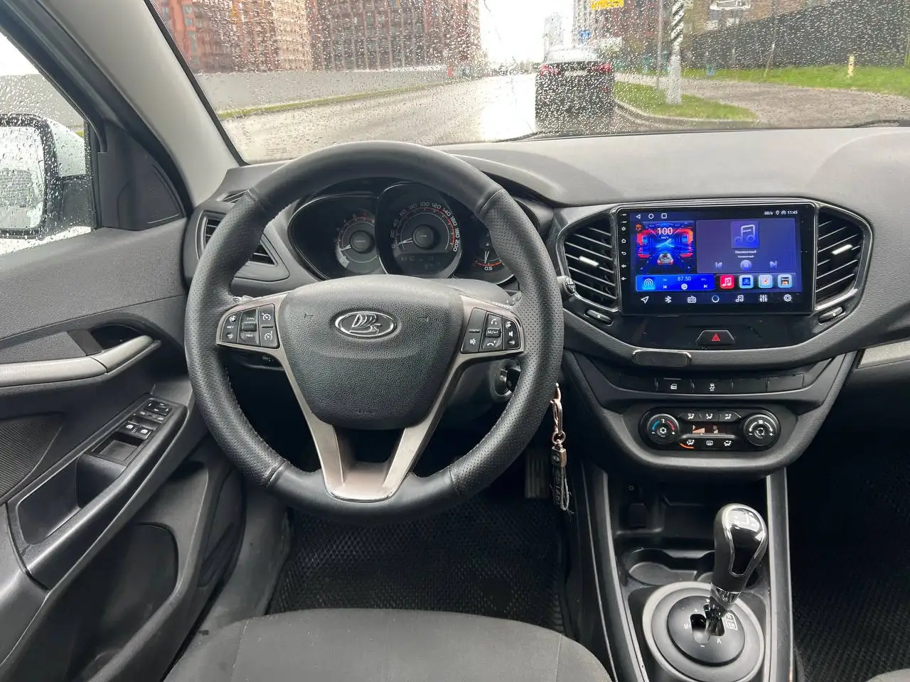 Продается Lada Vesta 2017 года выпуска - Легковые автомобили (Авто) в Казань