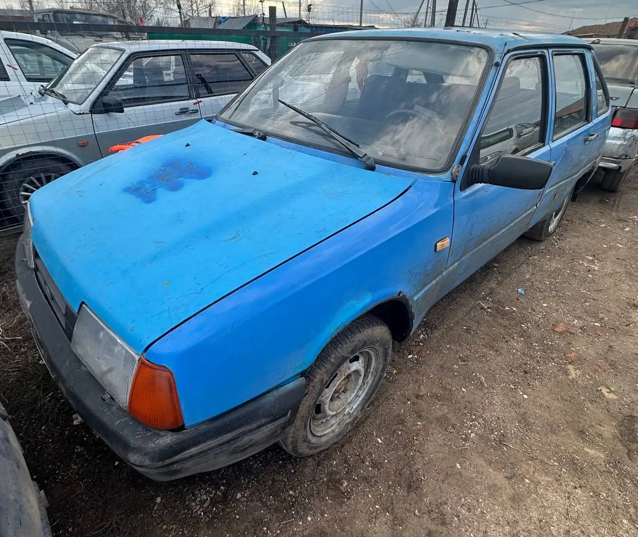 Продажа автомобиля Ода с дефектами - Легковые автомобили (Авто) в Неизвестно