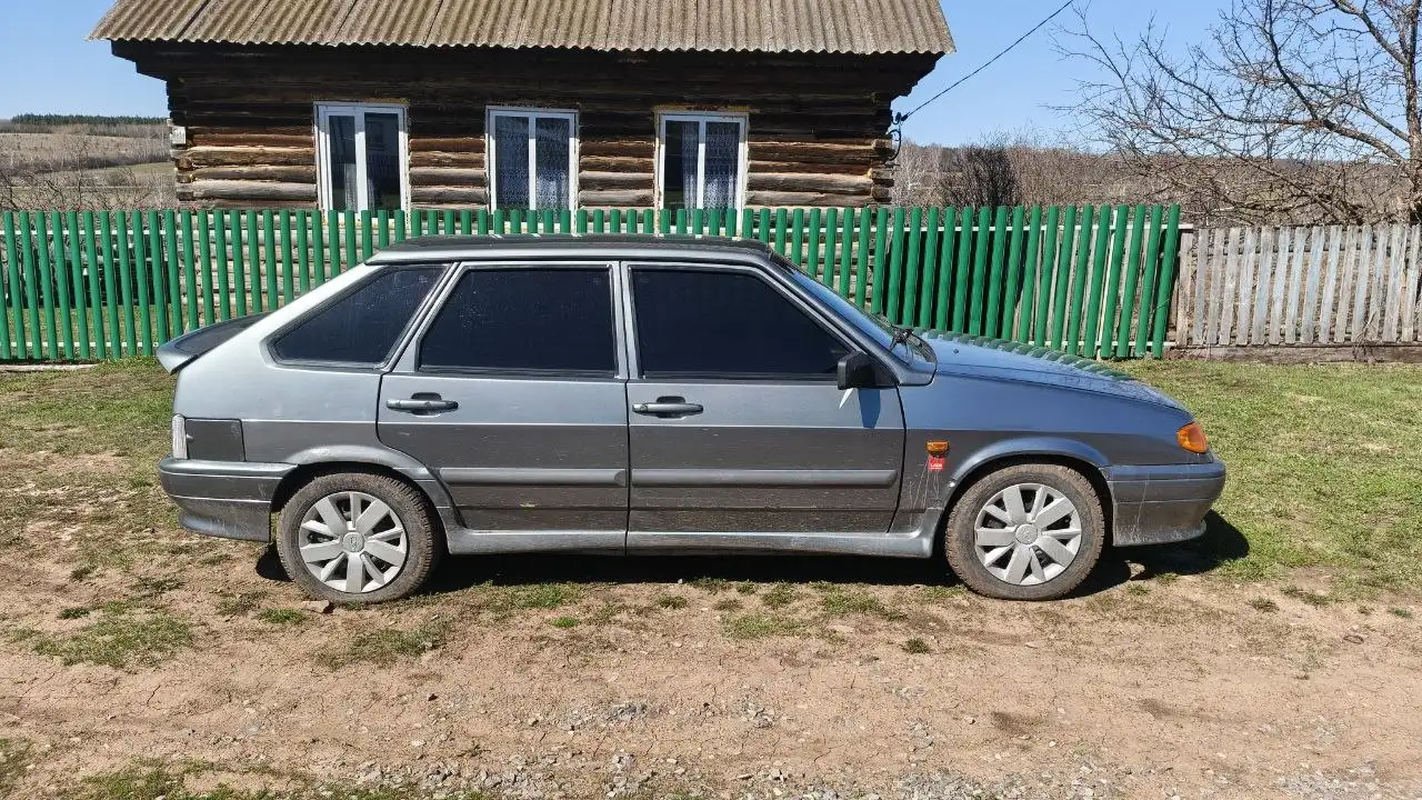 Продажа ВАЗ 2114 2005 года с аудиосистемой - Авто в Неизвестно