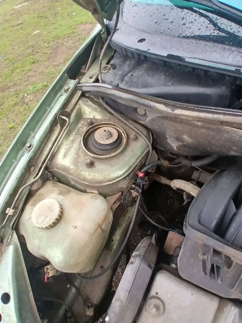 Лада Гранта 2013 - null (Авто) в Октябрьский