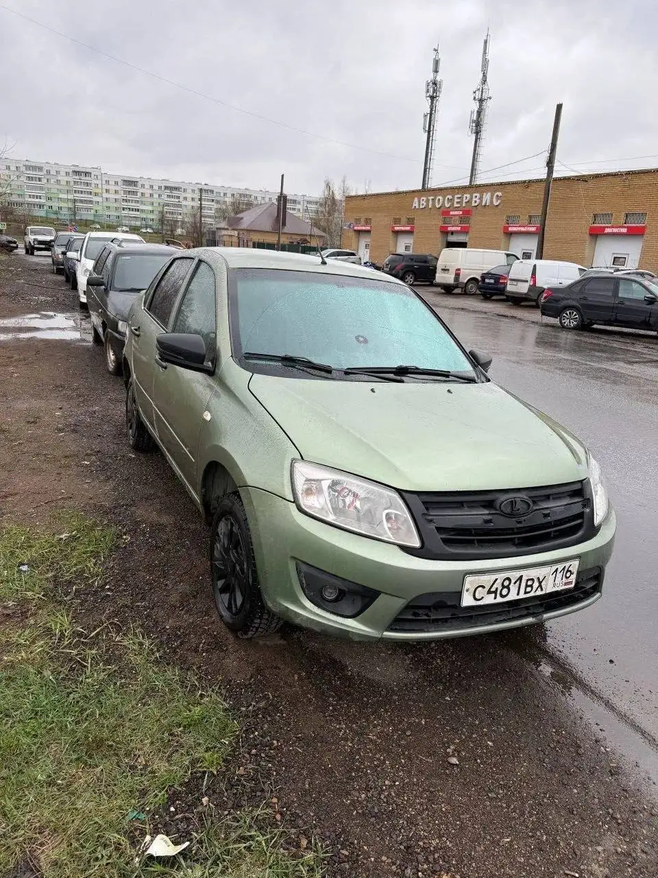 Лада Гранта 2013 - null (Авто) в Октябрьский