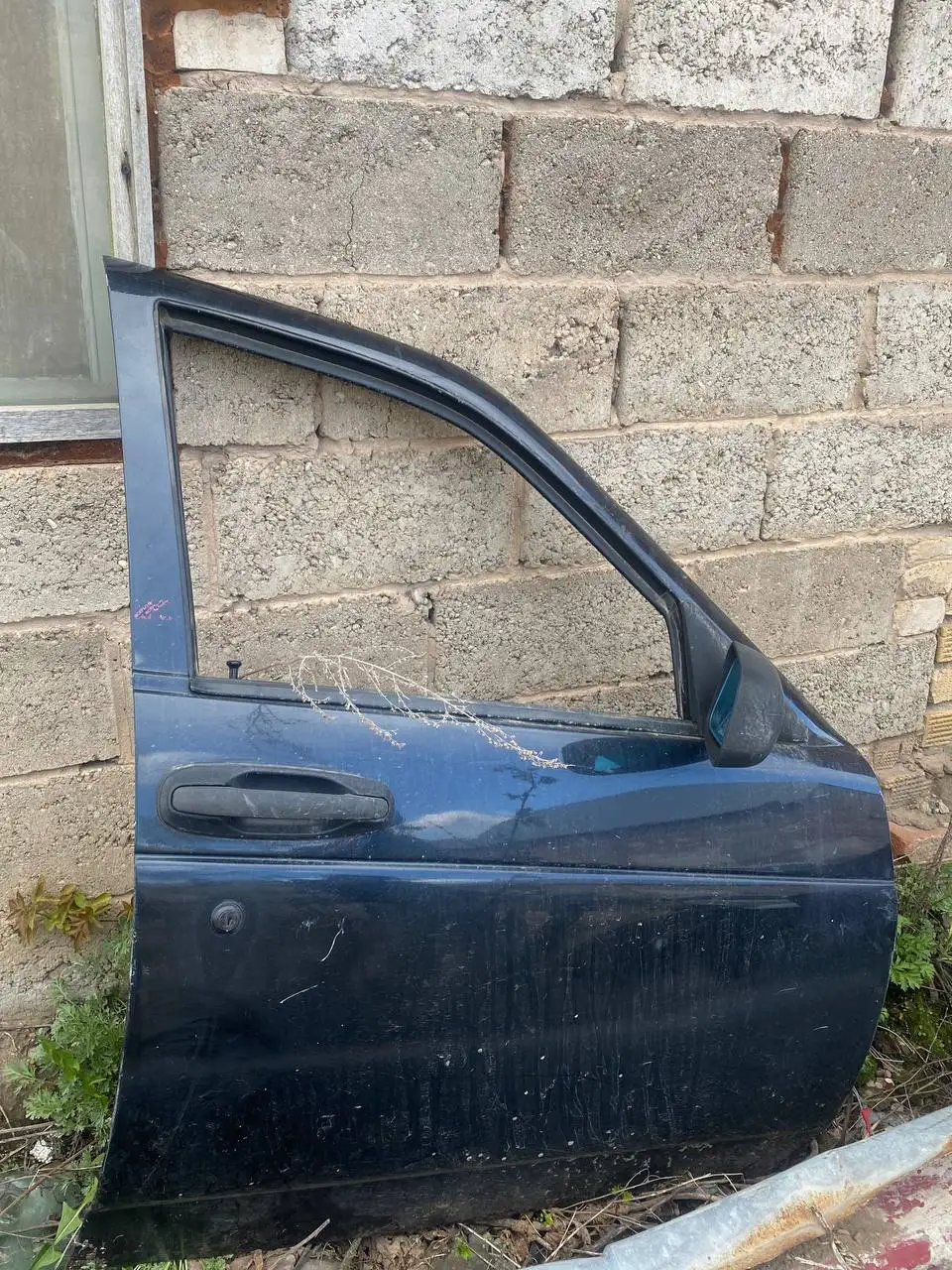 Задний багажник и пассажирская дверь на ВАЗ 2112 - Кузовные запчасти (Запчасти) в Неизвестно