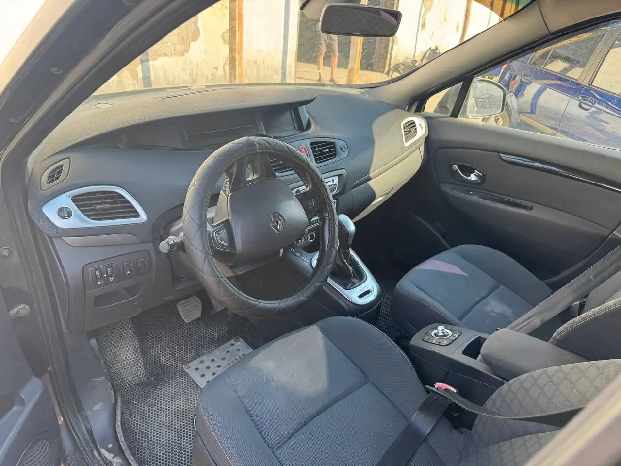 Dacia Logan 2010 1.5 дизель автомат - Легковые автомобили (Авто) в Нижнекамск