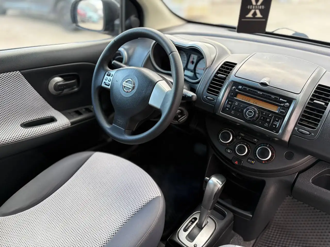 Nissan NOTE LUXURY на автомате - Легковые автомобили (Авто) в Нижнекамск