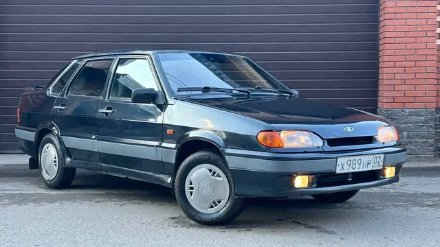 Ваз 2115 люкс 2005 года - Mitsubishi Lancer IV в Неизвестно