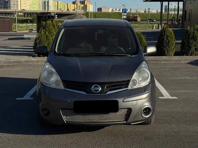 Nissan Note E11 2012 1.6 МТ - Легковые автомобили в Неизвестно