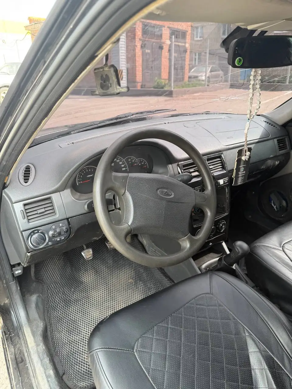Lada Priora 2010 Люкс - Легковые автомобили (Авто) в Уфа