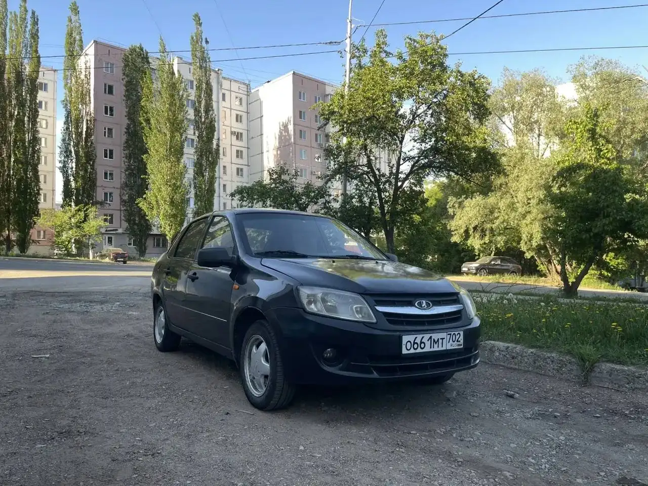 Lada Granta 2013 - Авто в Неизвестно