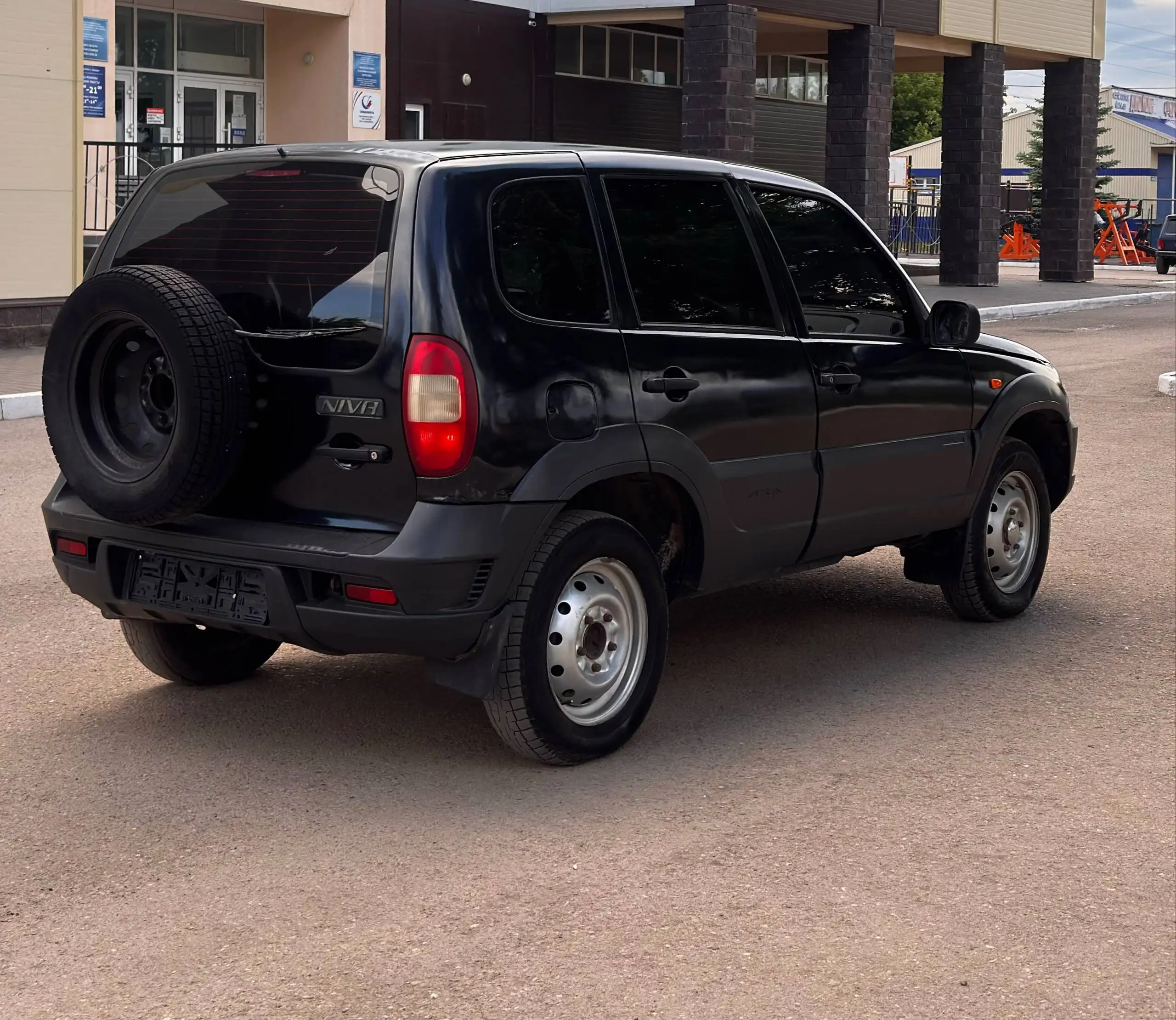 Chevrolet Niva 2010 в хорошем состоянии - Внедорожники (Авто) в Уфа