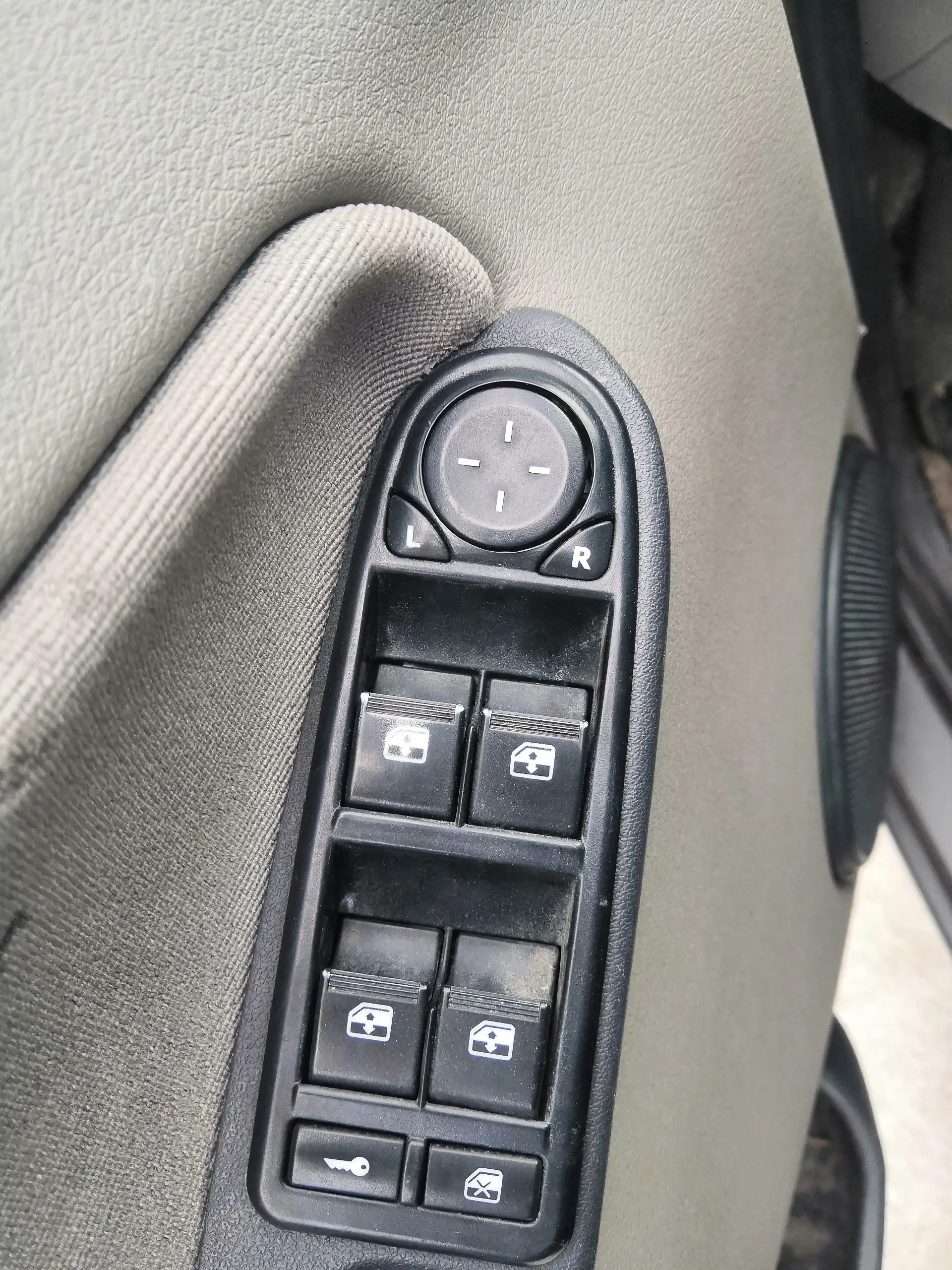 Hyundai Solaris 2011 - Легковые автомобили (Авто) в Уфа