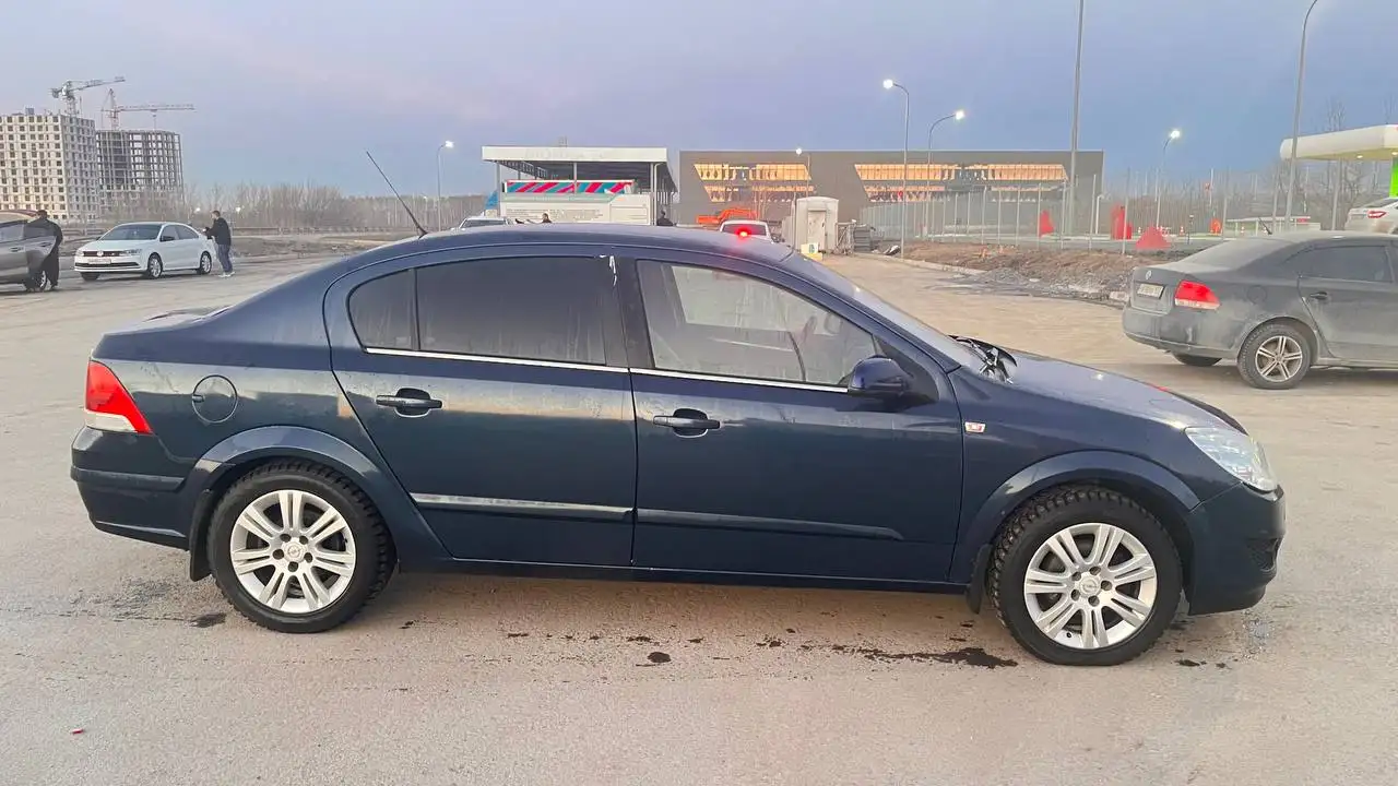 Opel Astra 2010 robot - Легковые автомобили (Авто) в Уфа