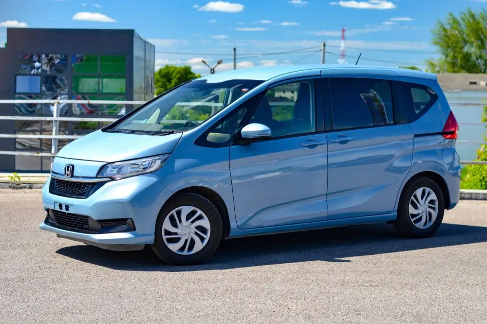 Honda Freed 2021 года - Легковые автомобили (Авто) в Канаш