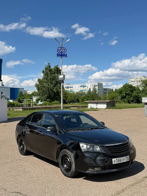 Geely Emgrand 2013 года - Микроавтобусы в Набережные Челны