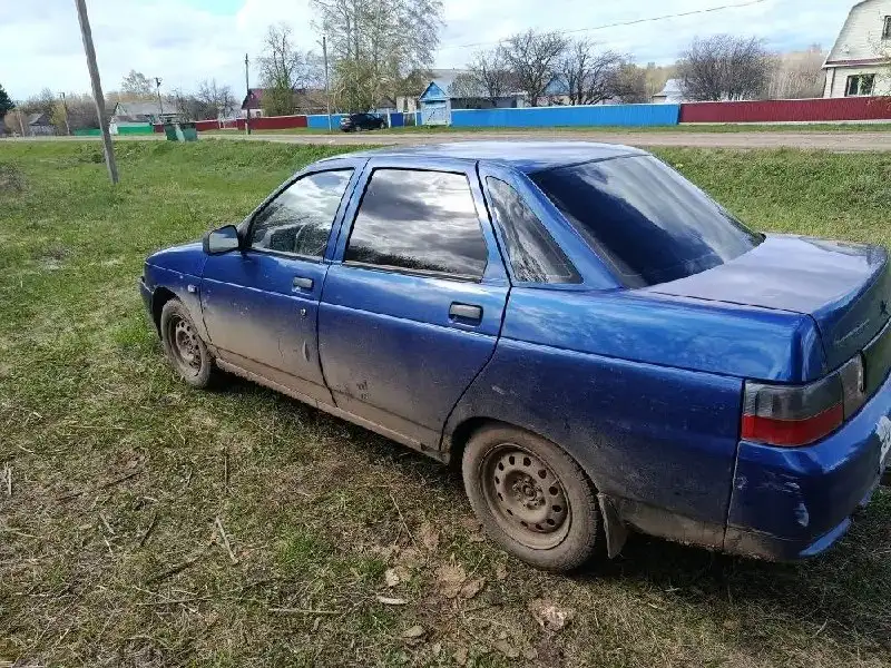 Продажа автомобиля 2003 года - Авто в Неизвестно