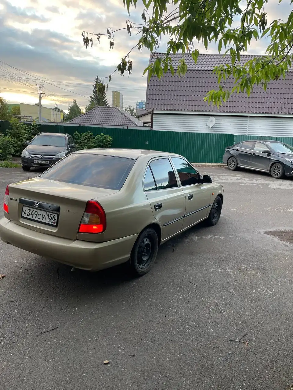 Hyundai Accent 2006 - Авто в Неизвестно