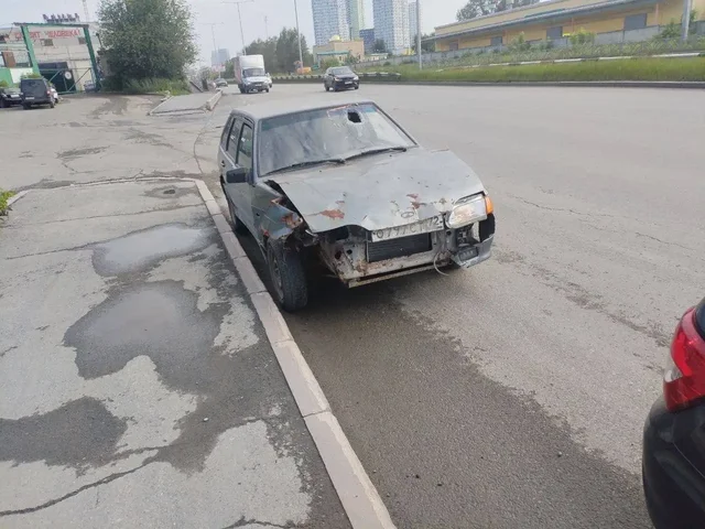 Продажа авто, 2013 год - Электроника и аксессуары в Екатеринбург