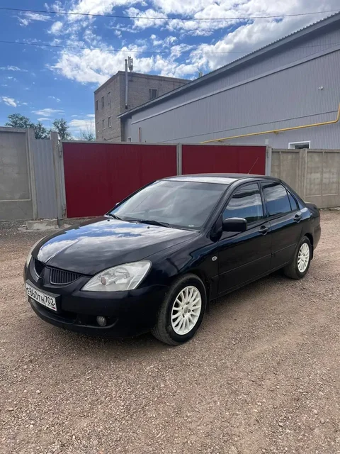 Mitsubishi Lancer 9 2004 года в хорошем состоянии - 2114 в Уфа