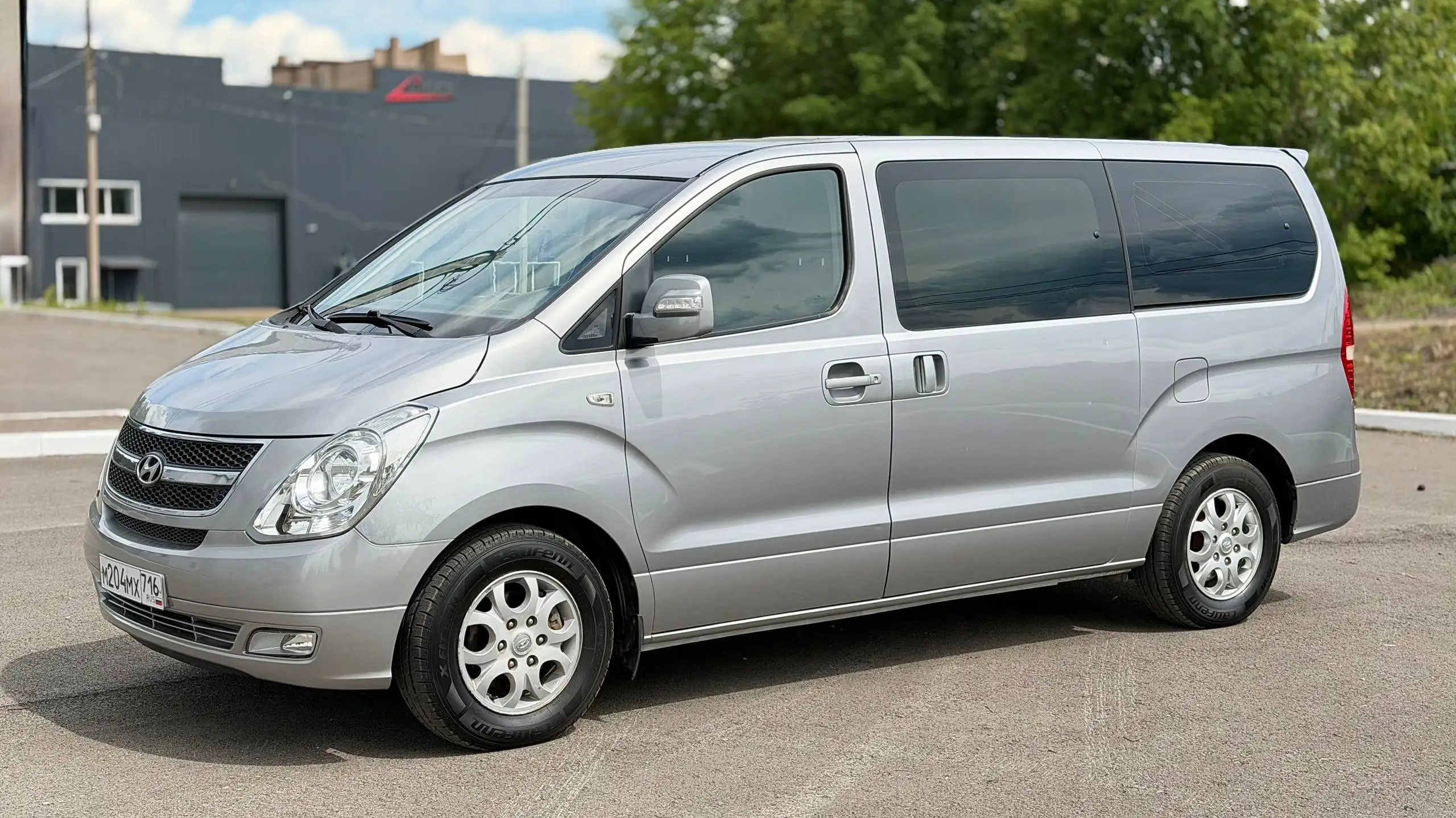 Hyundai Grand Starex 2011 - Авто в Туймазы