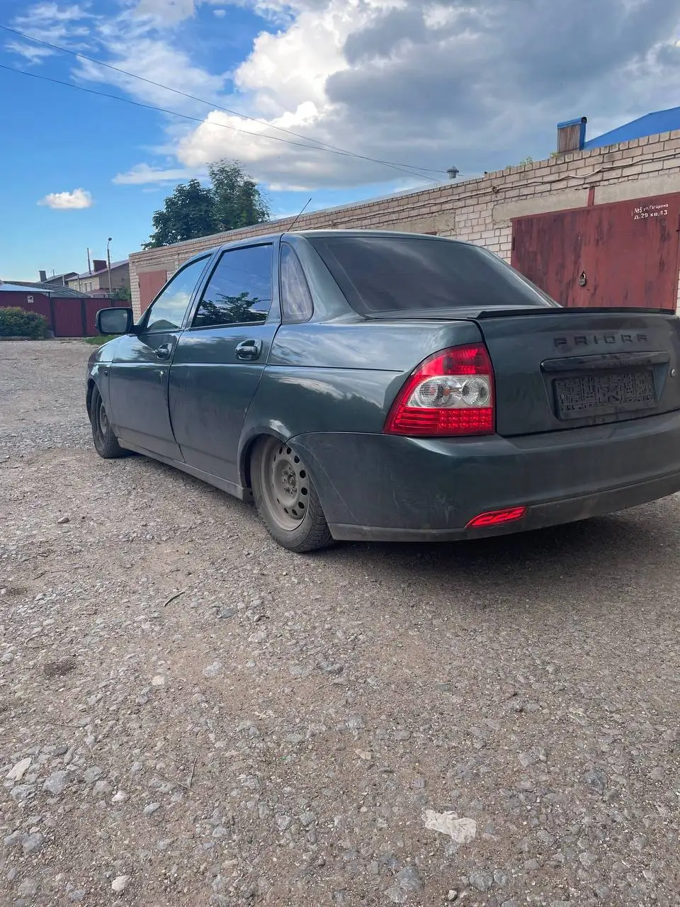 Продажа Приора 7 год - Легковые автомобили (Авто) в Неизвестно