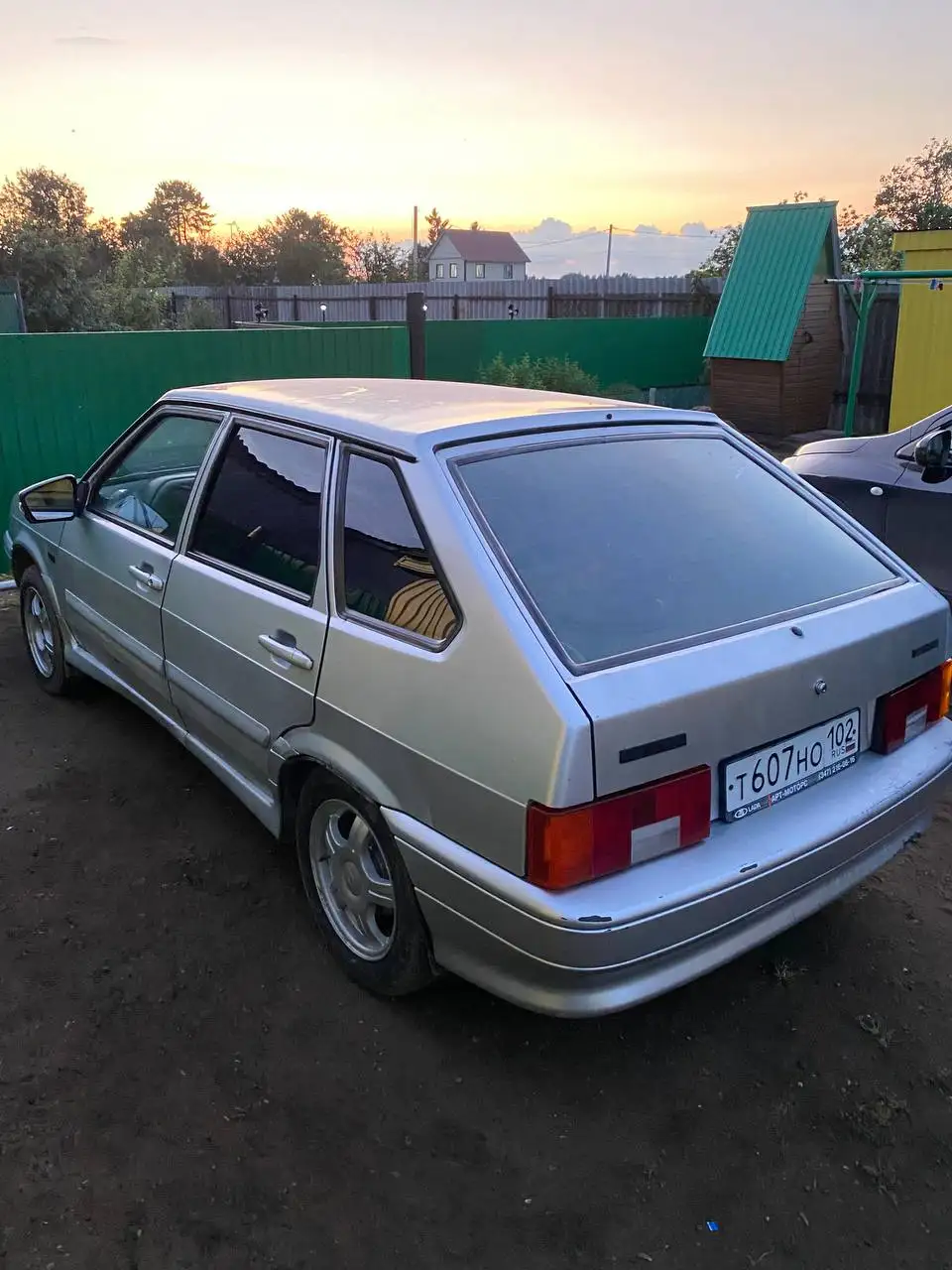 Обмен авто 2011 года с музыкой - Авто в Неизвестно