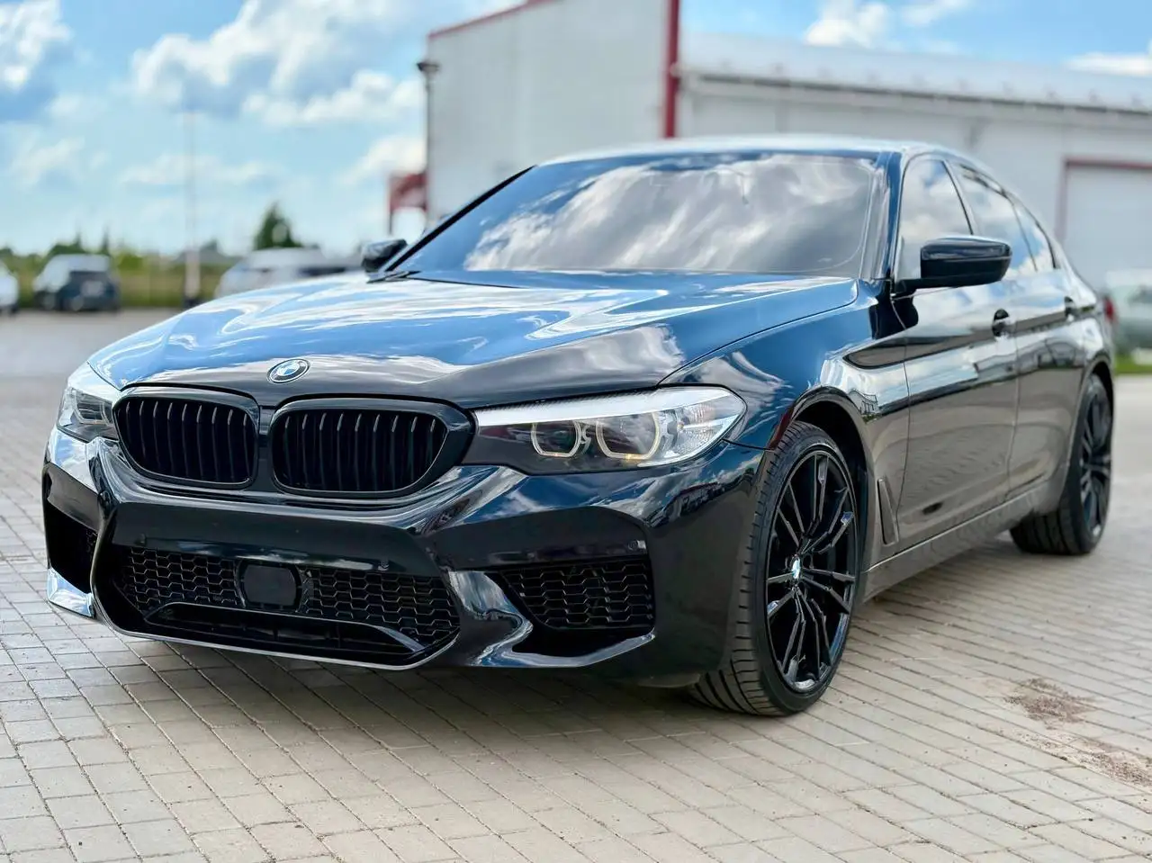 BMW 5 SERIES G30 2019 - BMW (Авто) в Нижнекамск