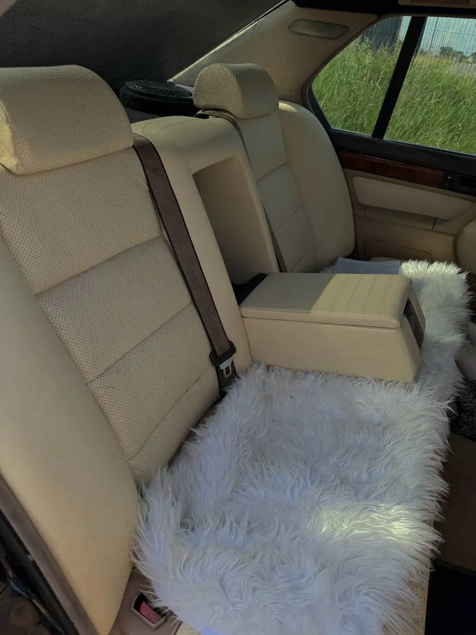 Продам BMW 7 (E32) 1988 - BMW 7 серия (E32) (Авто) в Неизвестно