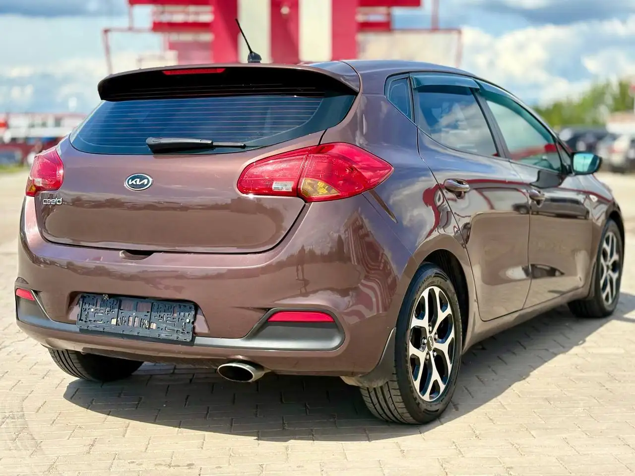 KIA CEED 2013 - Легковые автомобили (Авто) в Нижнекамск
