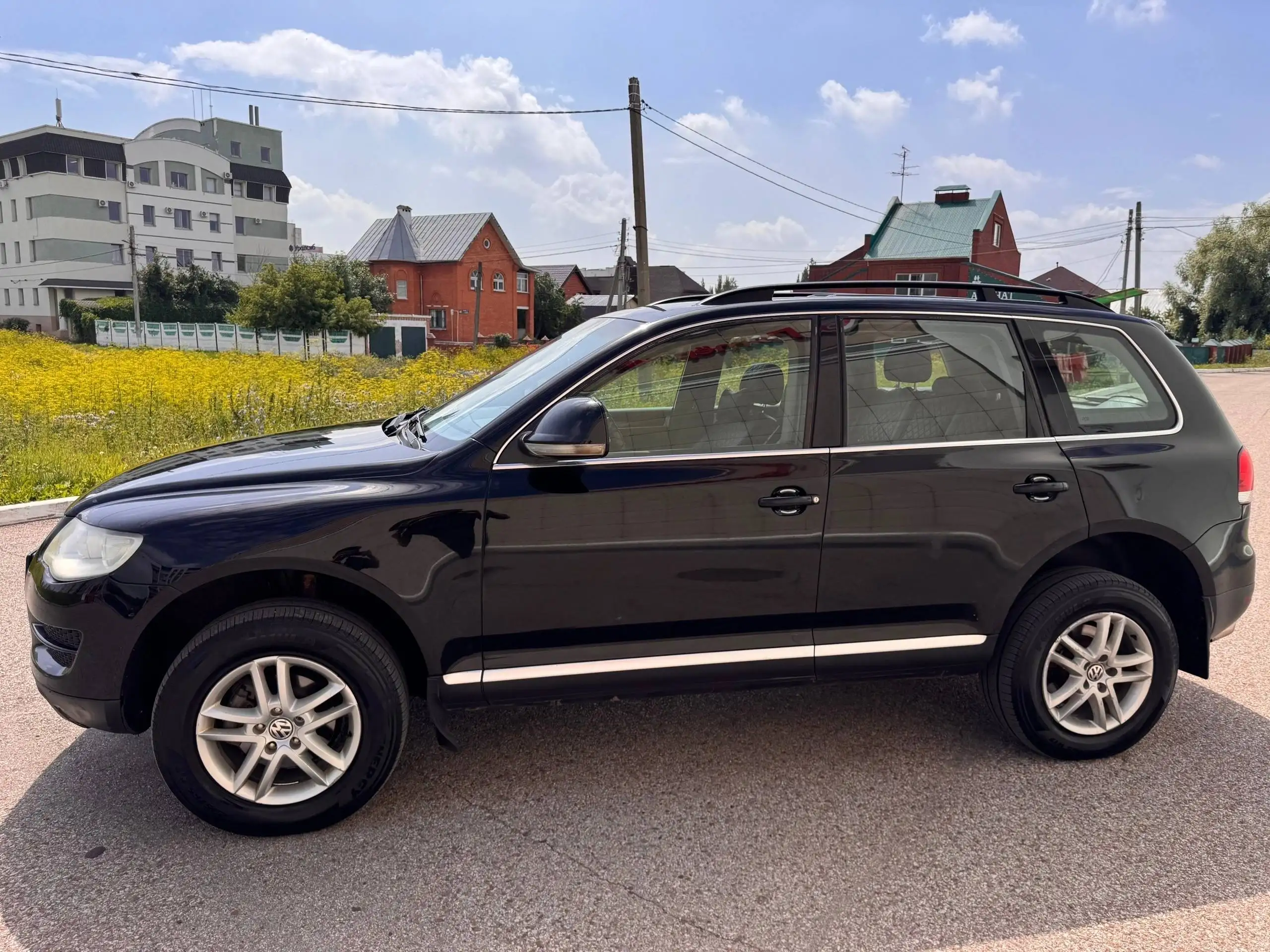 Volkswagen Touareq рестайлинг 2009 - Внедорожник (Авто) в Стерлитамак