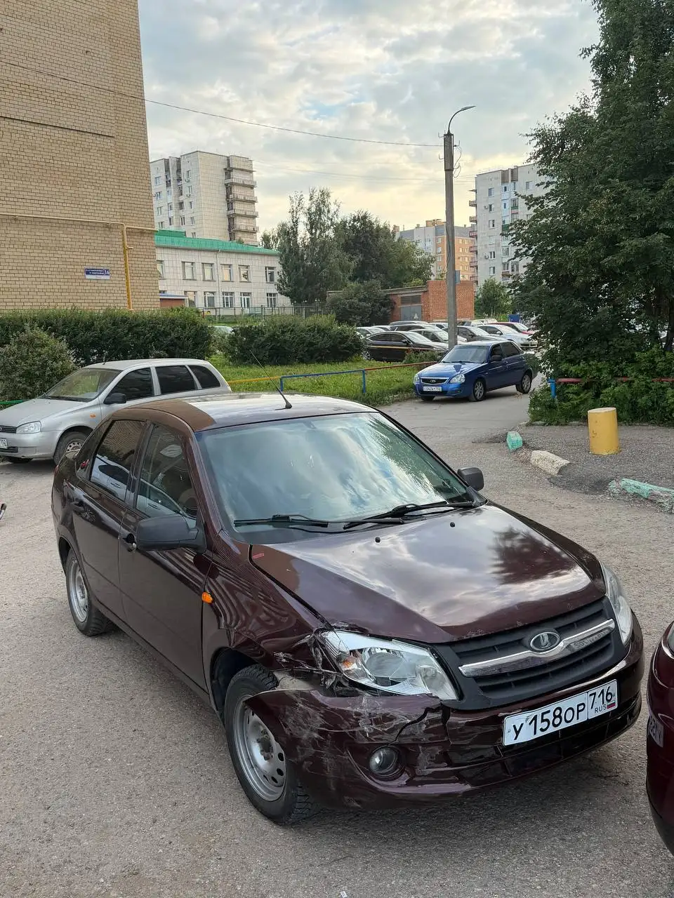 Продажа Лада Гранта 2013 - Авто в Октябрьский