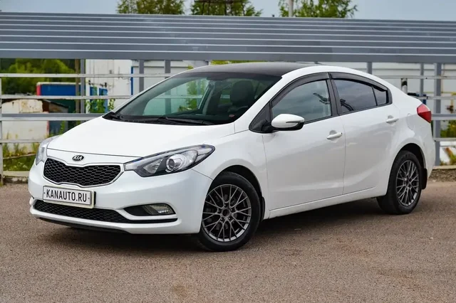 Kia Cerato 2013 - Авто в Канаш