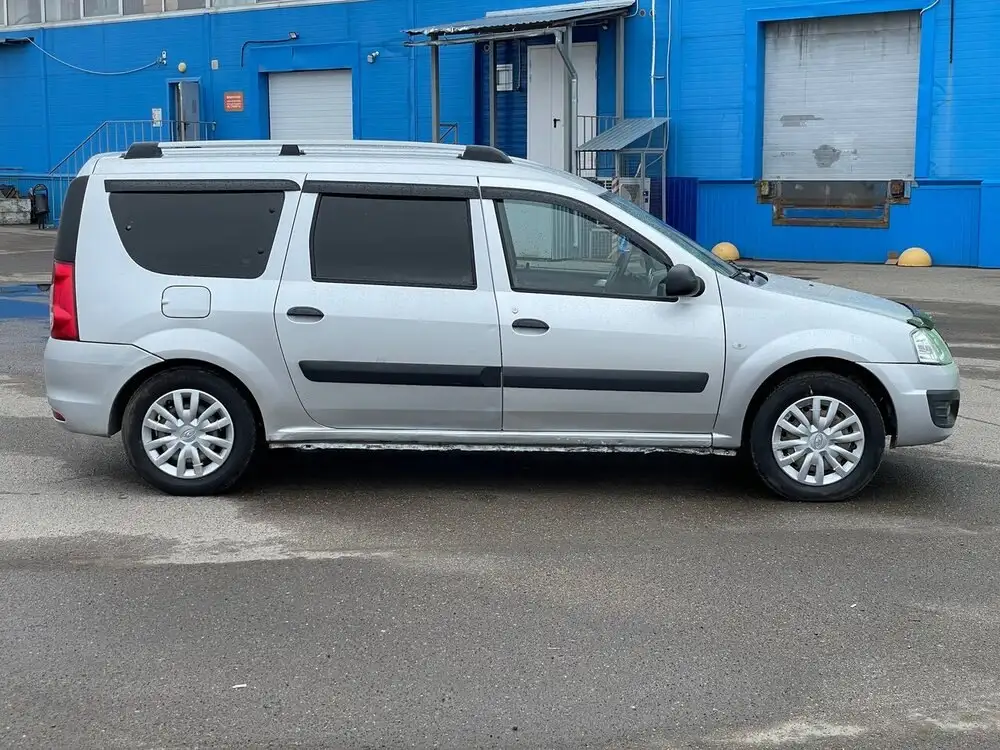 Lada Largus 2013 года - Легковые автомобили (Авто) в Канаш