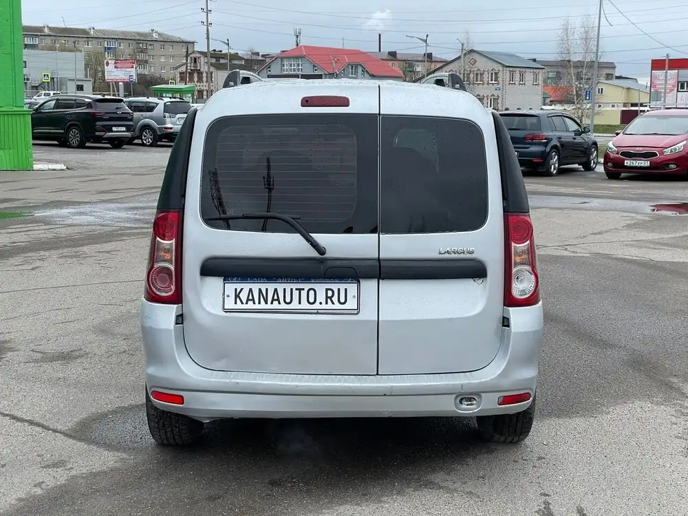 Lada Largus 2013 года - Легковые автомобили (Авто) в Канаш