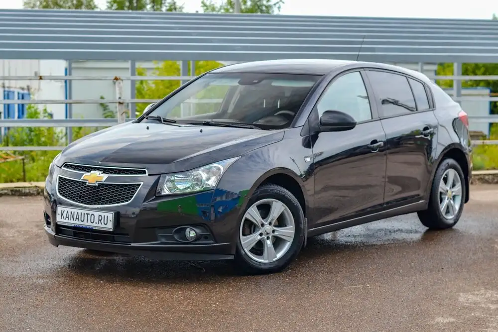 Chevrolet Cruze 2012, 1.8 механика - Легковые автомобили (Авто) в Канаш