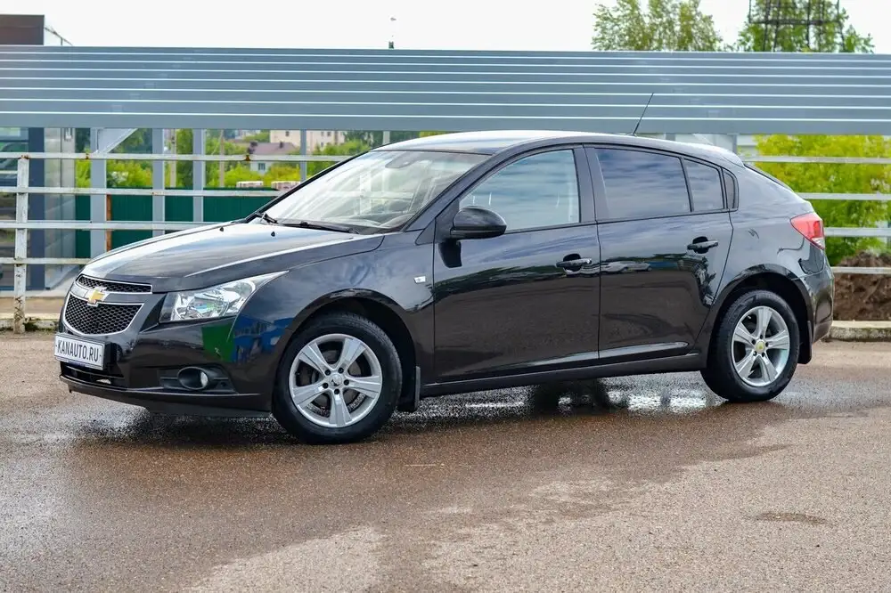 Chevrolet Cruze 2012, 1.8 механика - Легковые автомобили (Авто) в Канаш
