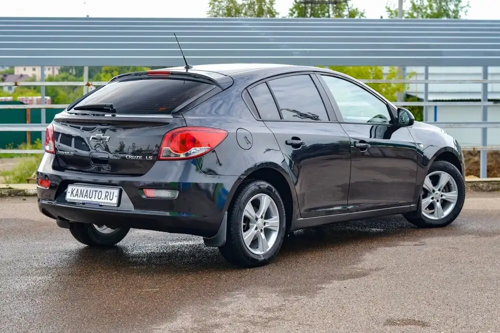 Chevrolet Cruze 2012, 1.8 механика - Легковые автомобили (Авто) в Канаш