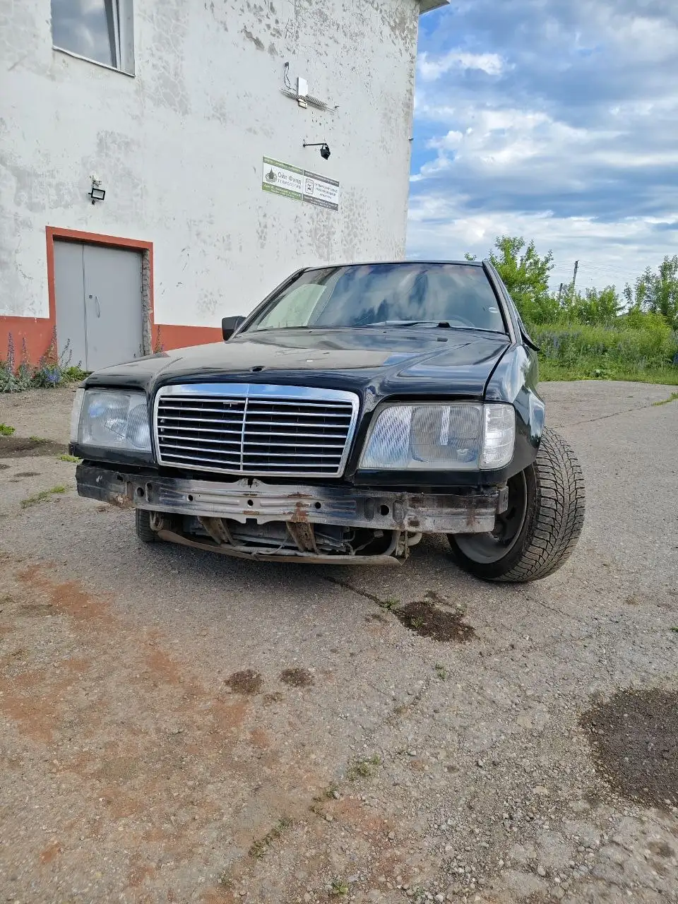 Продам не завершенный проект 124 купе - Авто в Октябрьский