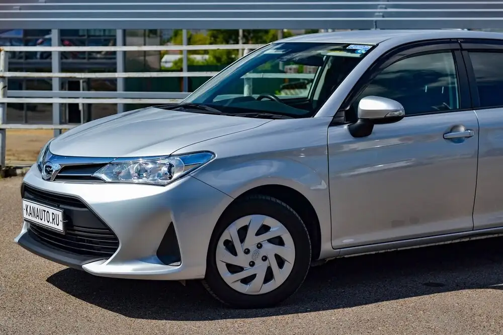 Toyota Corolla Axio 2019 - Легковые автомобили (Авто) в Канаш