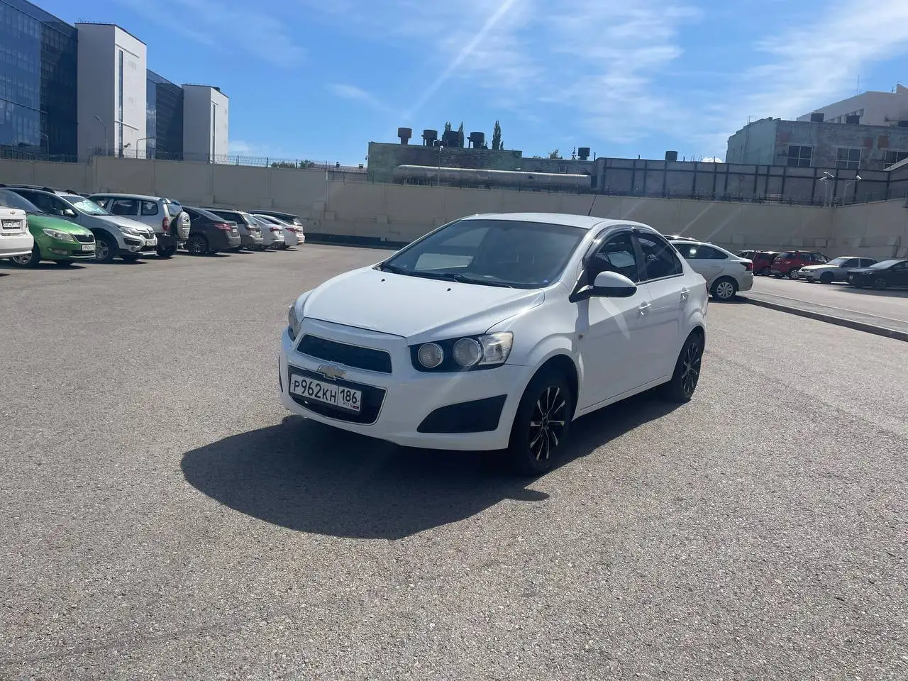 Chevrolet Aveo 2014 - Авто в Неизвестно