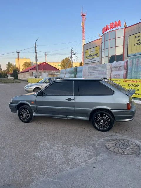 Автомобиль 2010 года, цена 100 - Автозвук в Неизвестно
