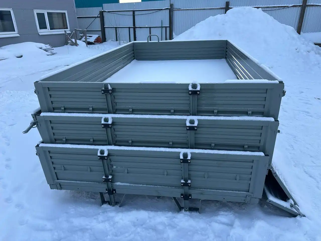 Платформа УАЗ-2360 УАЗ ПРОФИ с дугами и тентом - Кузовные элементы (Запчасти) в Ульяновск