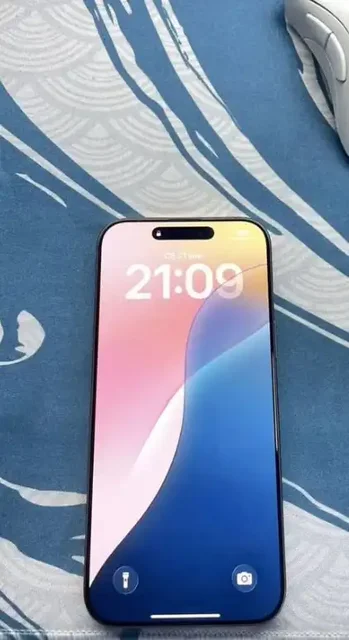 iPhone 16 Pro Max 256 ГБ в отличном состоянии - Вейп в Ульяновск