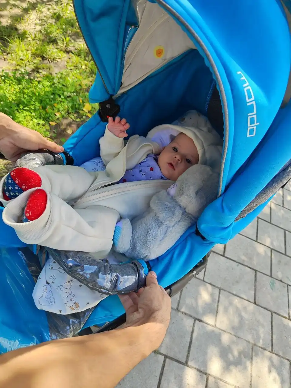 Продам коляску 2 в 1 и детскую одежду - Коляски и детская одежда (Товары для детей) в Ульяновск