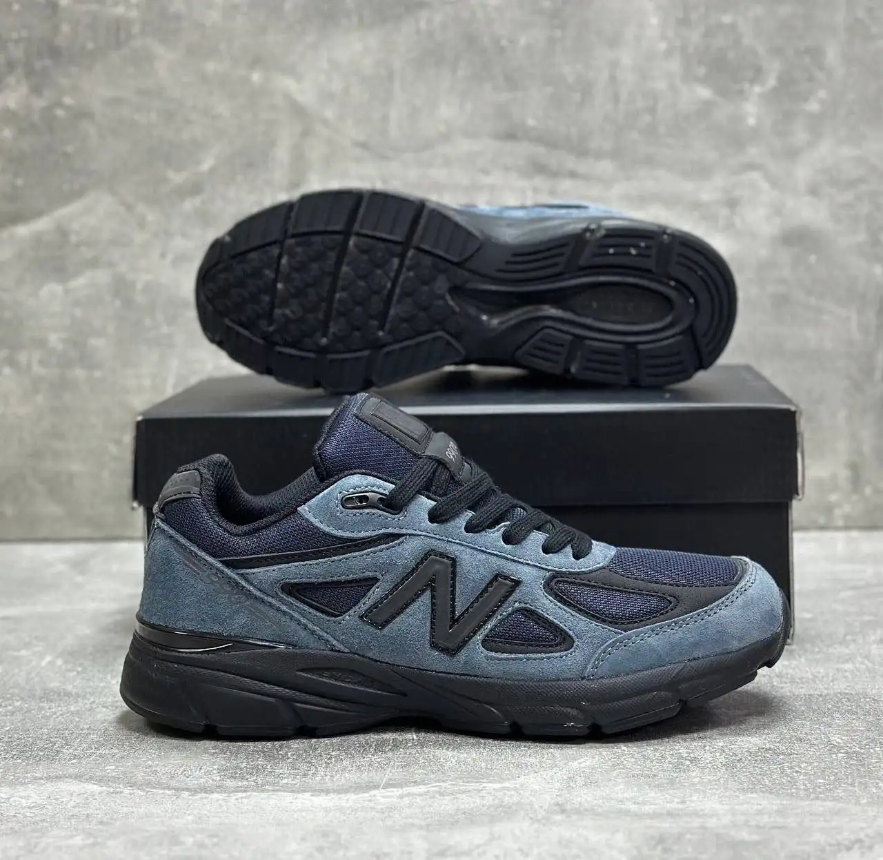 Продажа обуви и одежды брендов New Balance и Nike - Обувь (Одежда) в Ульяновск