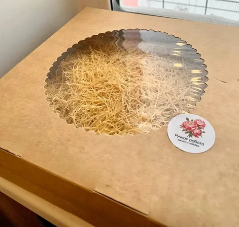 Домашняя лапша ручной резки из деревенских яиц - Ювелирные изделия в Ульяновск