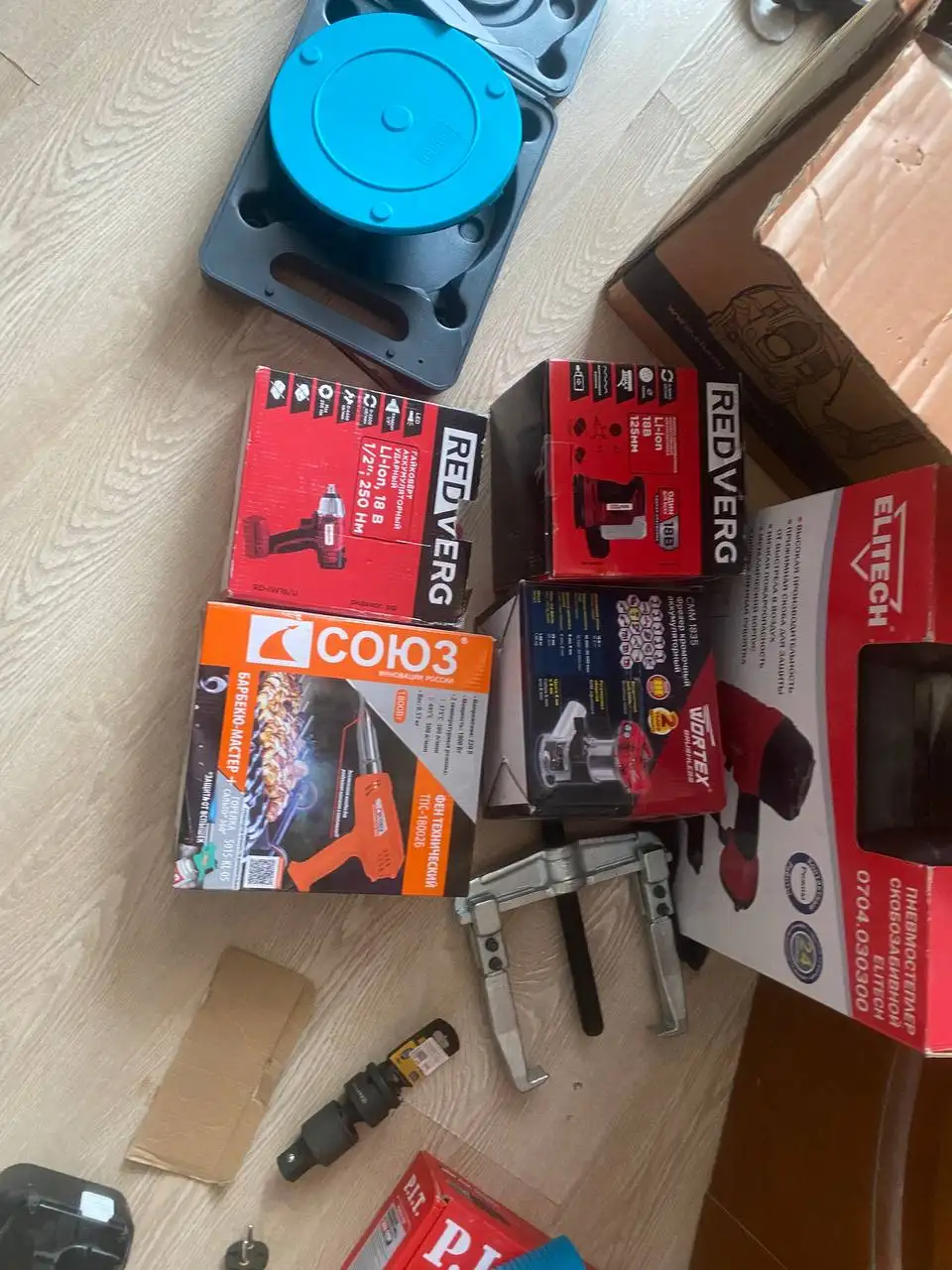 Продажа новых инструментов: алмазные фрезы, диски, сверла и фрезы по дереву - Инструменты (Барахолка) в Ульяновск