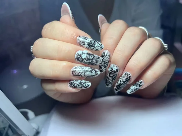 Маникюр со скидкой к 8 марта - Телекоммуникации в Ульяновск