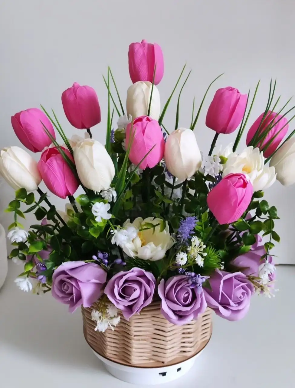 Декоративная композиция из мыльных цветов в плетёной корзине - Декор интерьера (Барахолка) в Ульяновск