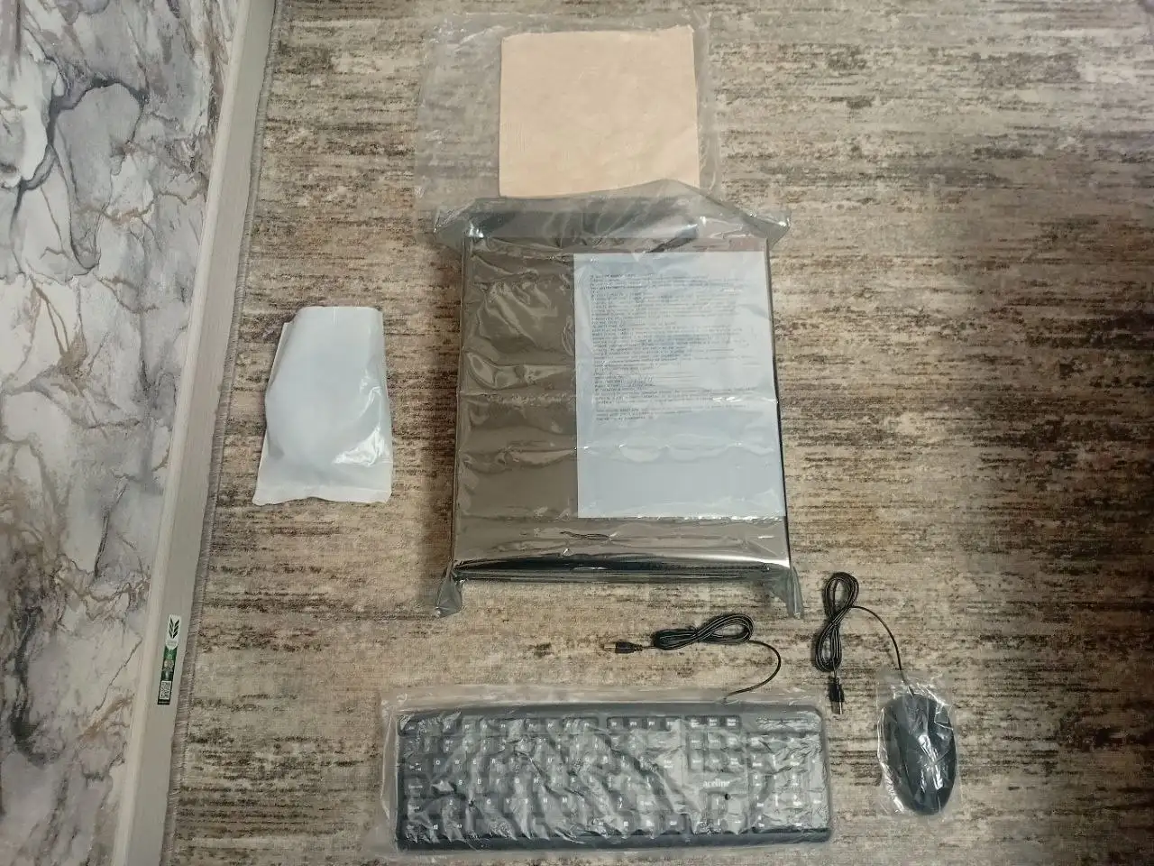 Продам Slim-ПК i3 / 8GB / SSD в заводских плёнках и коробке - Компьютеры и комплектующие (Электроника) в Ульяновск