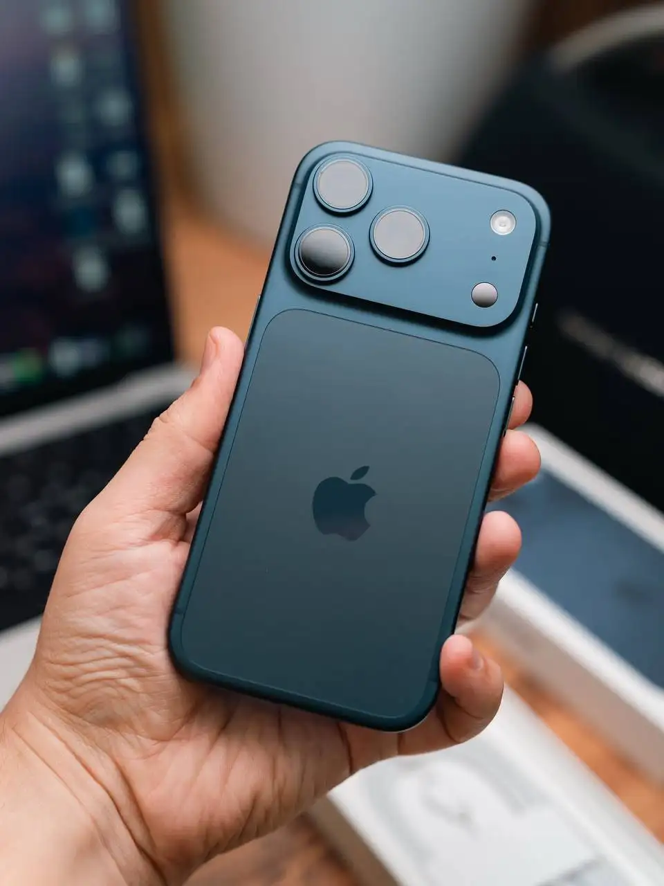 iPhone 17 Pro Deep Blue 512Gb - Смартфоны (Электроника) в Ульяновск